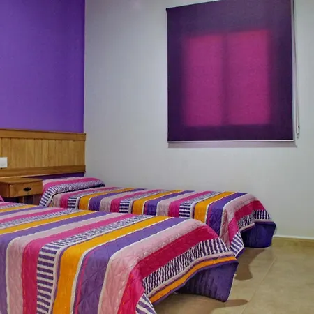 Arroyo Con Piscina Privada Chalet